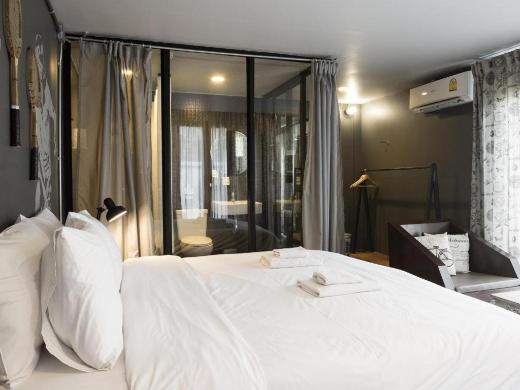 Pyur Otel Chiang Mai Exteriör bild