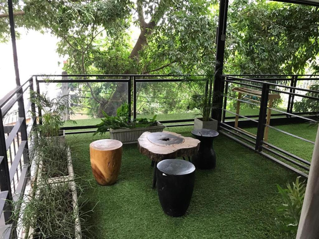Pyur Otel Chiang Mai Exteriör bild