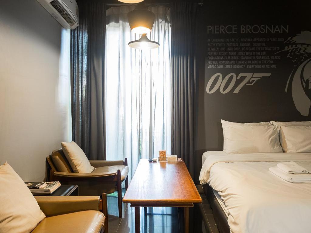 Pyur Otel Chiang Mai Exteriör bild