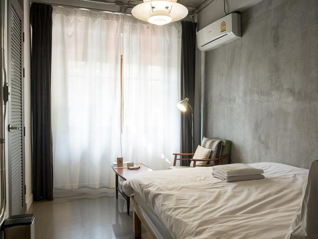 Pyur Otel Chiang Mai Exteriör bild